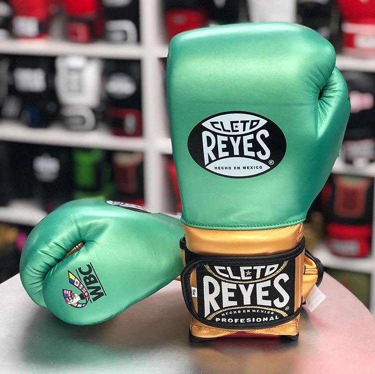 CLETO REYES GLOVES HOOK AND LOOP WBC LIMITED EDITION METALLIC GREEN/GOLD - Image 6