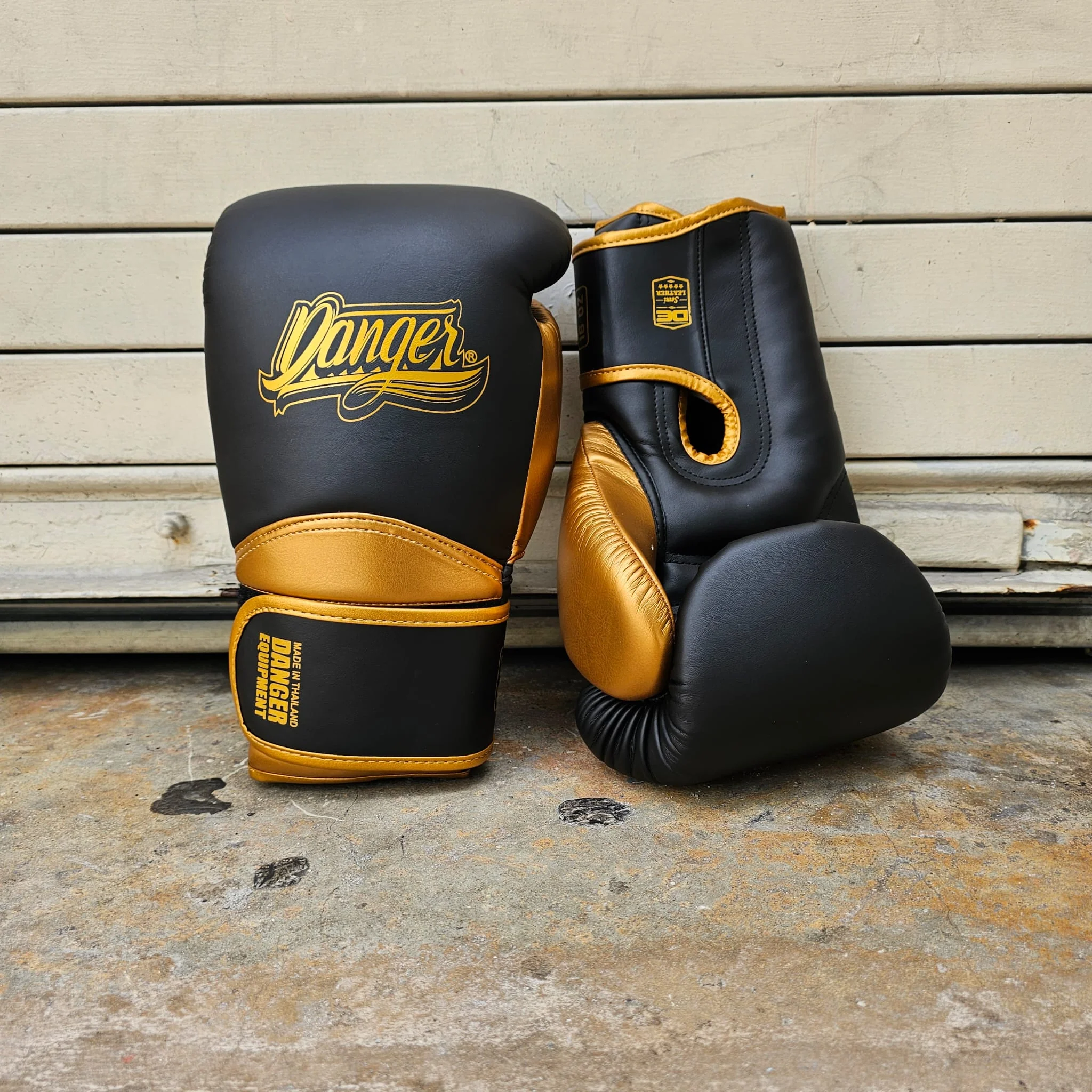 DANGER GLOVES ROCKET SYNTHEC BLACK/GOLD - Image 3