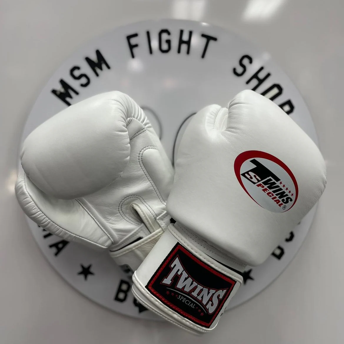 TWINS GLOVES LEATHER HOOK AND LOOP WHITE - Image 3