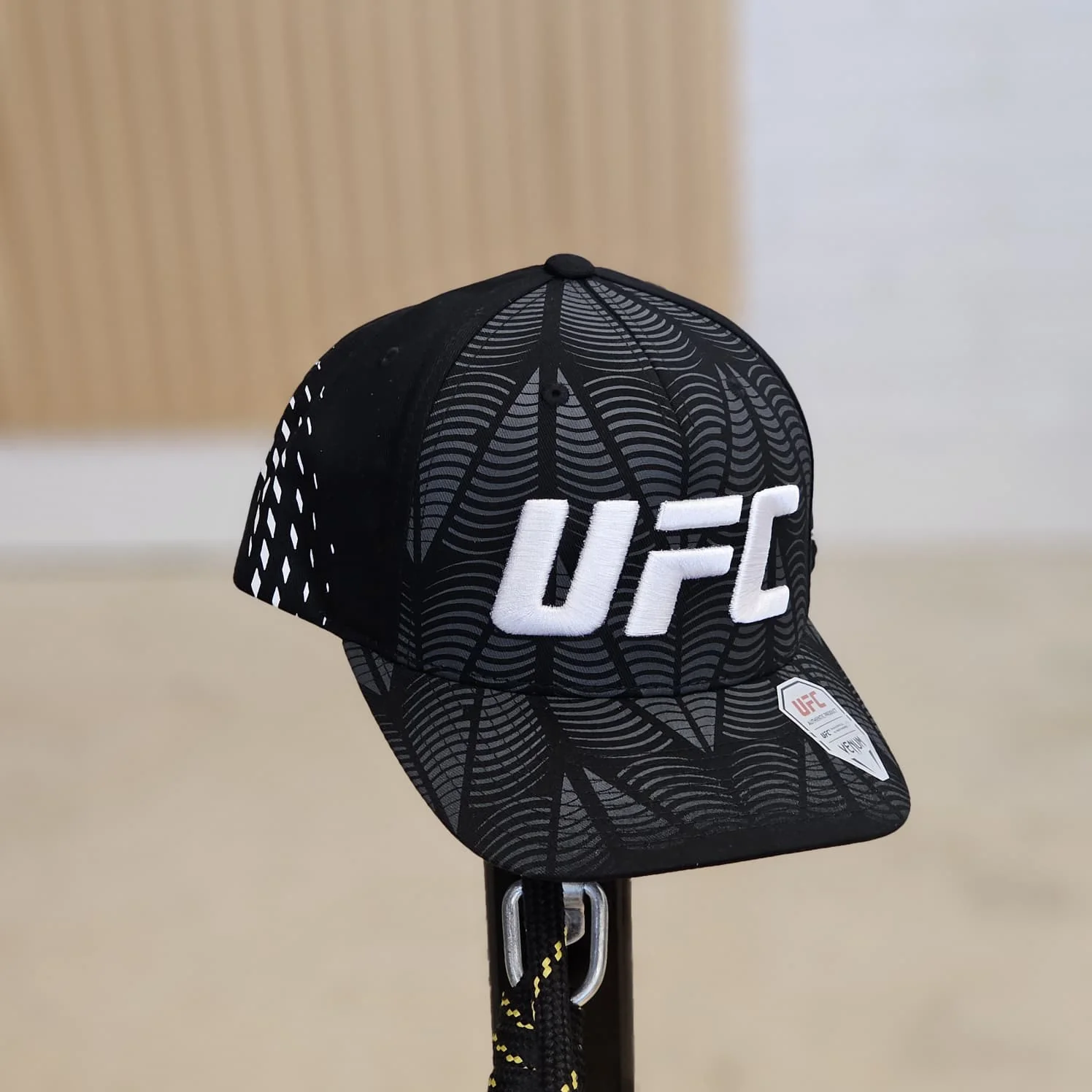 VENUM HAT UFC ZENITH SNAP BACK BLACK/WHITE - Image 2