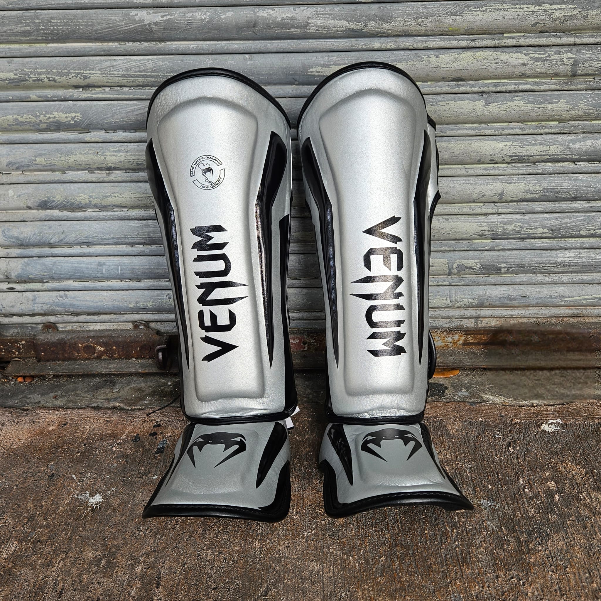 VENUM SHINGUARDS ELITE SILVER/BLACK - Image 2